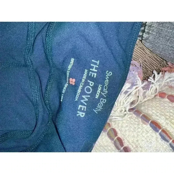 SOLD••Sweaty Betty the power leggings size medium - Picture 9 of 10